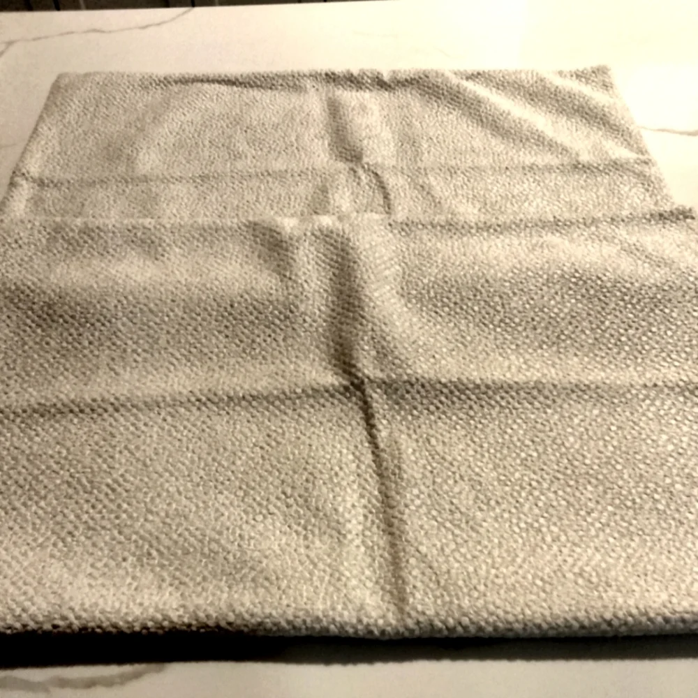 Cozy Textured Throw‎ Pillow Covers, Decorative Elegant Lumbar 12x20 cream NWOT